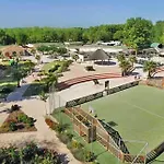 Camping Mobilhome Idéalement Situé 3 Ch Domaine De La Yole 5étoiles *