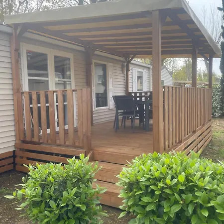 Mobilhome Idealement Situe 3 Ch Domaine De La Yole 5etoiles *