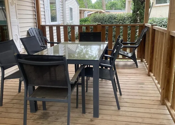 Mobilhome Idealement Situe 3 Ch Domaine De La Yole 5etoiles Vendres