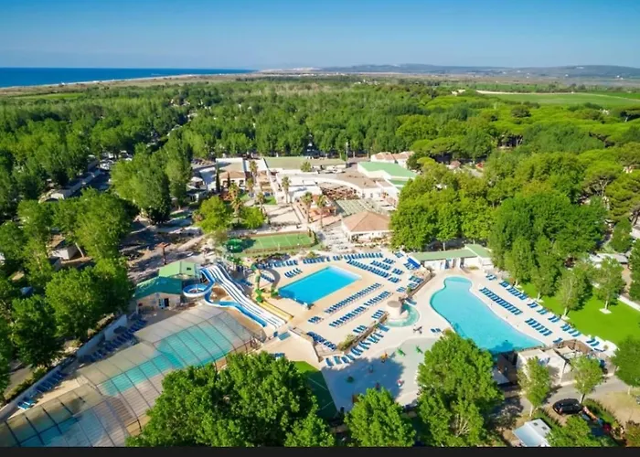 Mobilhome Idealement Situe 3 Ch Domaine De La Yole 5etoiles Camping